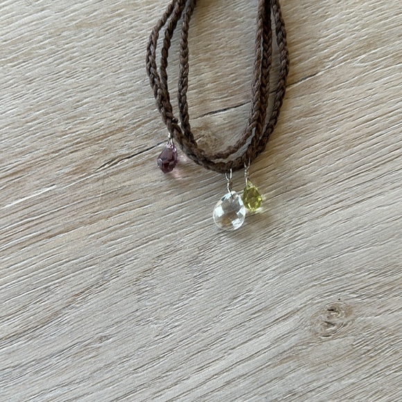 Beautiful Crystal Gem Braided Bracelet - Picture 3 of 3